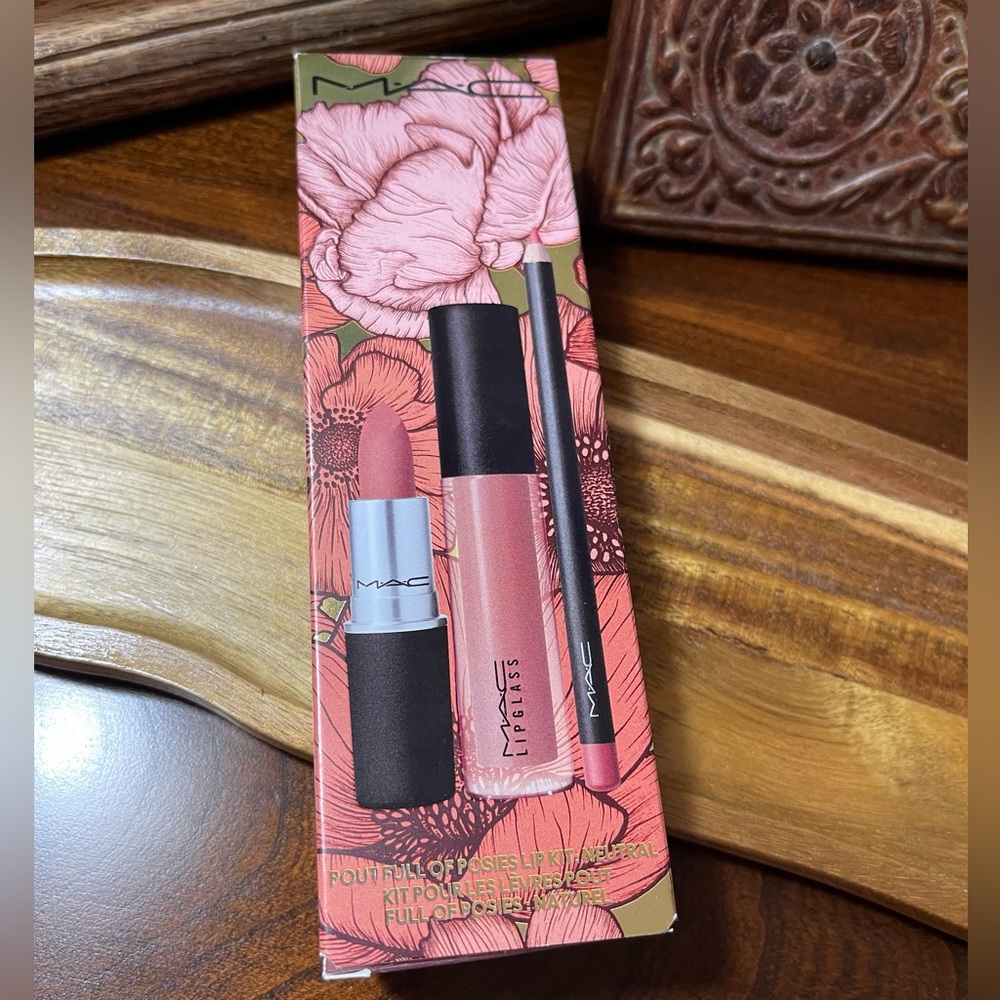mac cosmetics | lip kit 3pc